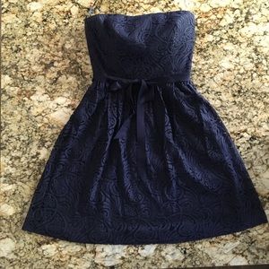 Trina Turk lace strapless dress Size 2 navy